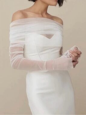 Ivory tulle wedding Sleeve and Topper